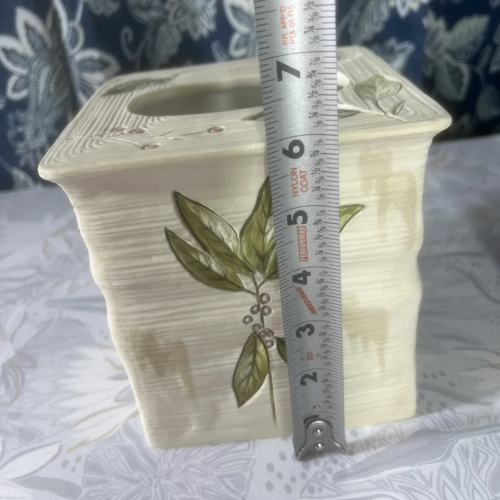 Croscill‎ AUTUMN LEAVES CERAMIC TISSUE BOX COVER TOOTH BRUSH HOLDER bathroom Set